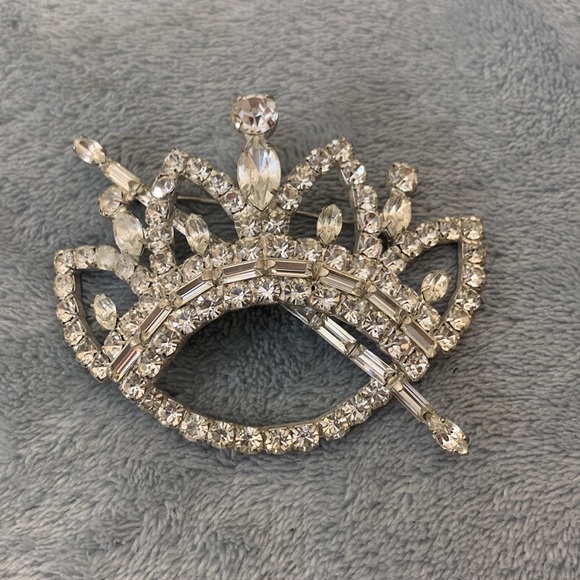 Fashion Brooch Set of 4 - Picture 8 of 8